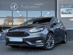 Ford Focus Wagon - 1.0 ST-Line CarPlay Navi LED