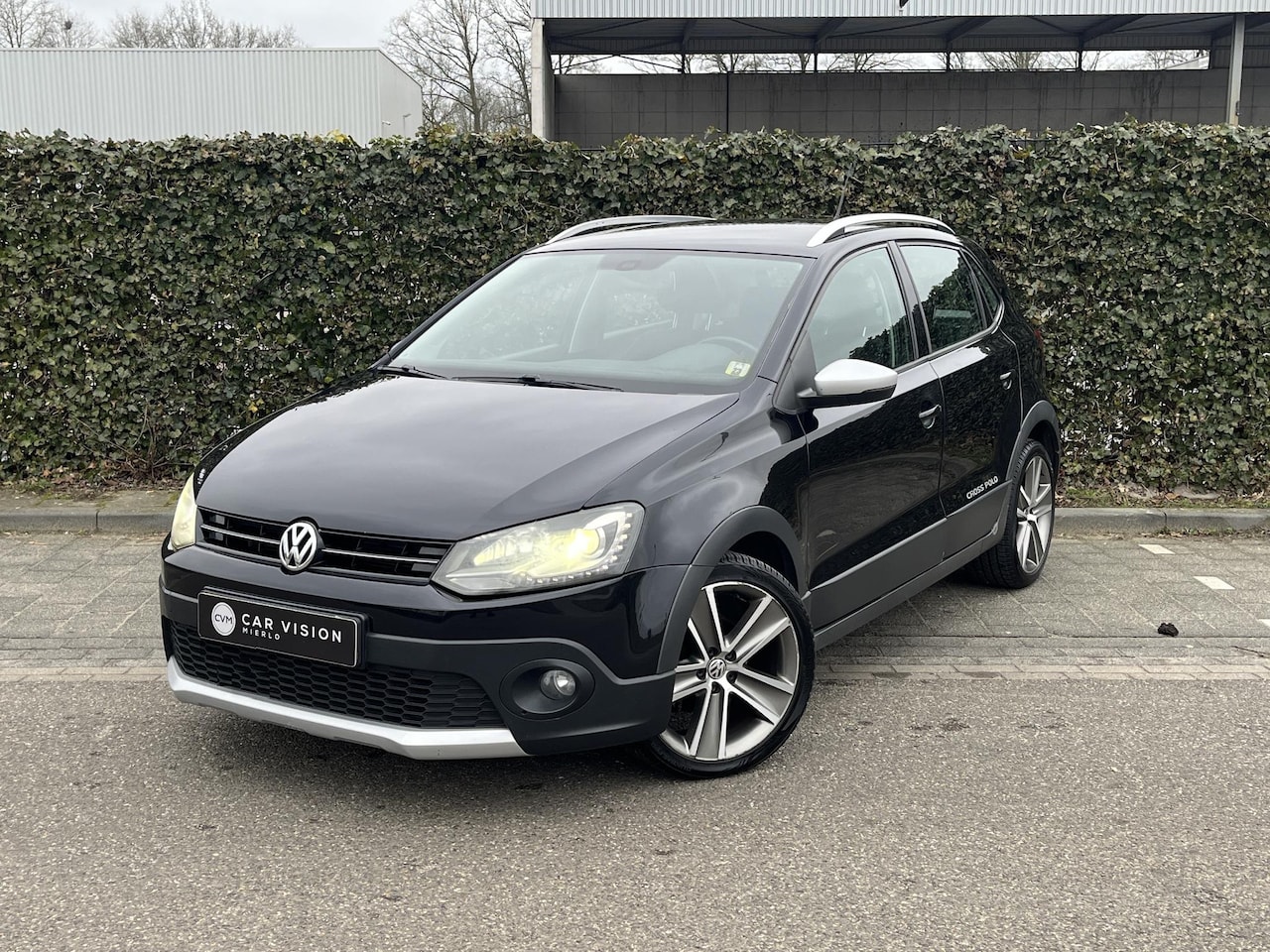 Volkswagen Polo - 1.6 TDI Cross * Airco * Cruise * Navi * Trekhaak - AutoWereld.nl