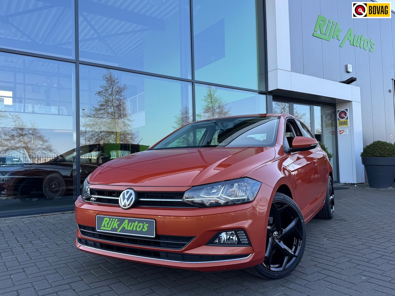 Volkswagen Polo - 1.0 TSI Highline * Stoelverwarming * Cruise Control * PDC 2X - AutoWereld.nl