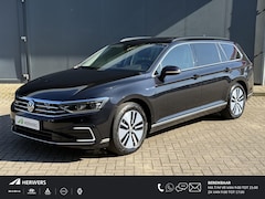 Volkswagen Passat Variant - 1.4 TSI PHEV GTE Business Automaat / Elektrisch Schuif-/Kanteldak / Navigatie / Elektrisch