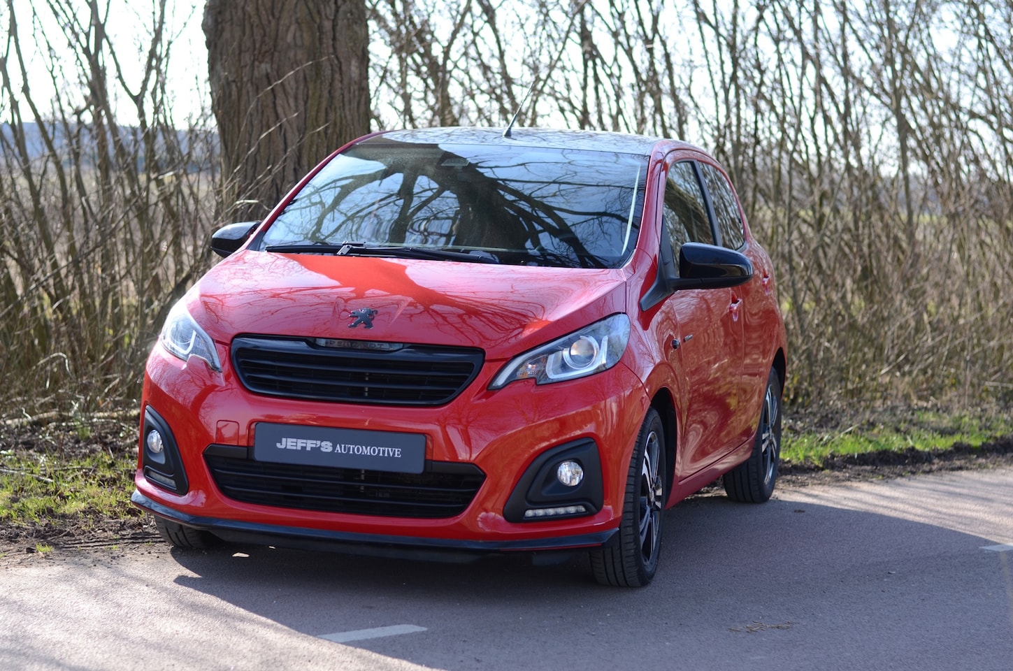 Peugeot 108 - 1.0 e-VTi GT-Line 1.0 e-VTi GT-Line - AutoWereld.nl