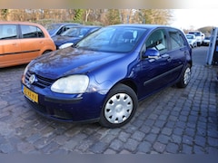 Volkswagen Golf - 1.6 FSI Trendline 5 drs airco 355 dkm motor loop niet altijd op 4 cil