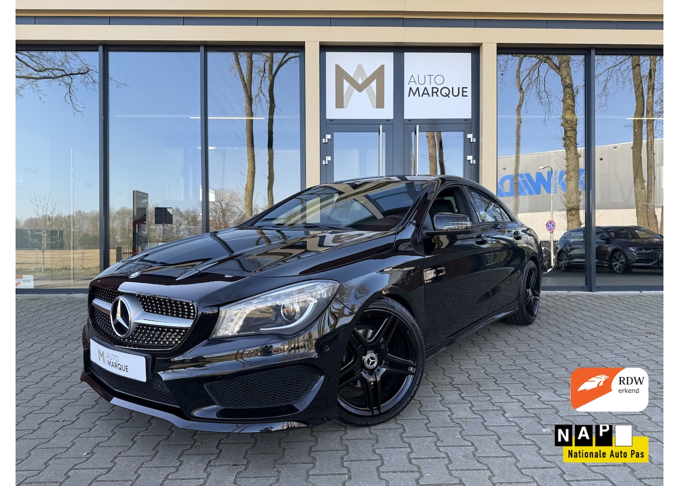 Mercedes-Benz CLA-Klasse - 180 Aut. 123PK | Prestige | 18" LM Velgen | AMG Styling | Bi-Xenon | Navigatie | Stoelverw - AutoWereld.nl