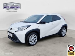 Toyota Aygo X - Active 1.0 VVT-i S-CVT Play