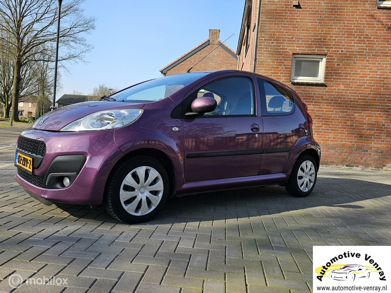 Peugeot 107 - 1.0-12V Blue Lease 1.0-12V Blue Lease, Facelift, Airco, 5 Deuren - AutoWereld.nl