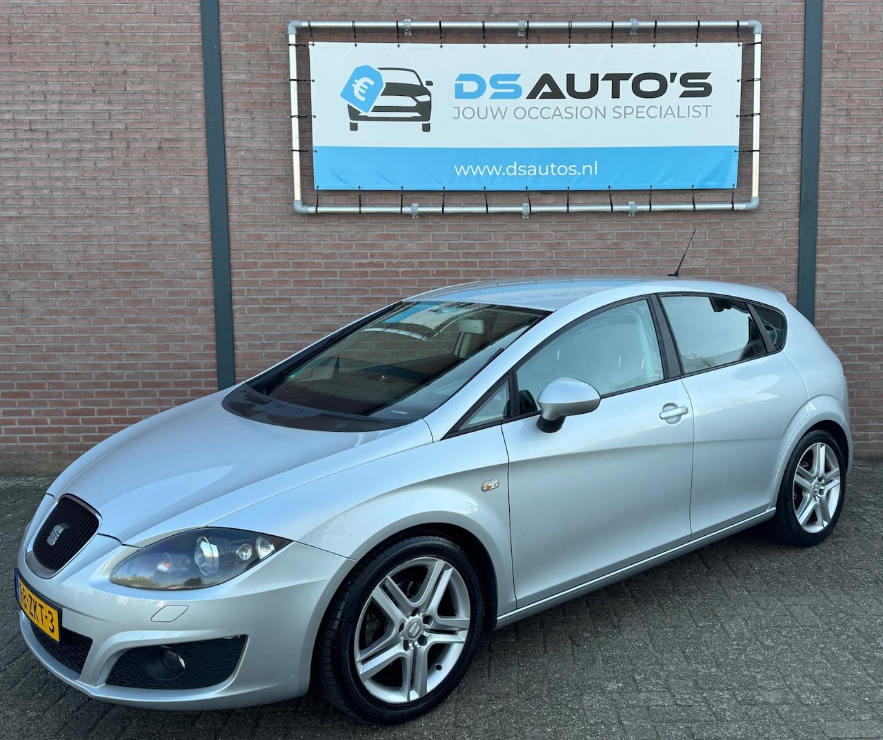 Seat Leon - 1.2 TSI Ecomotive Businessline COPA 1.2 TSI Ecomotive Businessline COPA - AutoWereld.nl