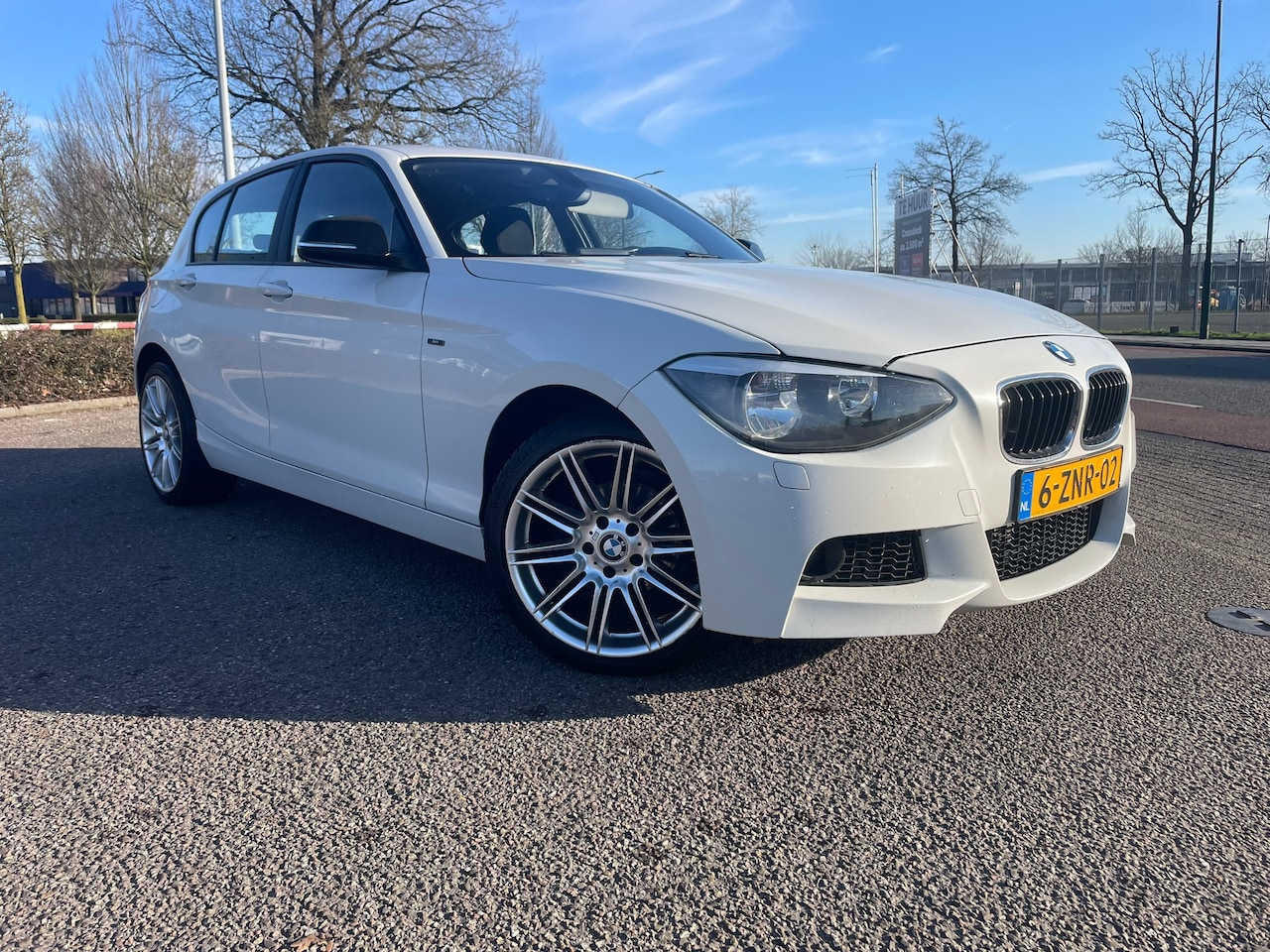 BMW 1-serie - 118d 118D 2.0 Sport 5DR 2012 Wit, 143 PK Recent APK - AutoWereld.nl