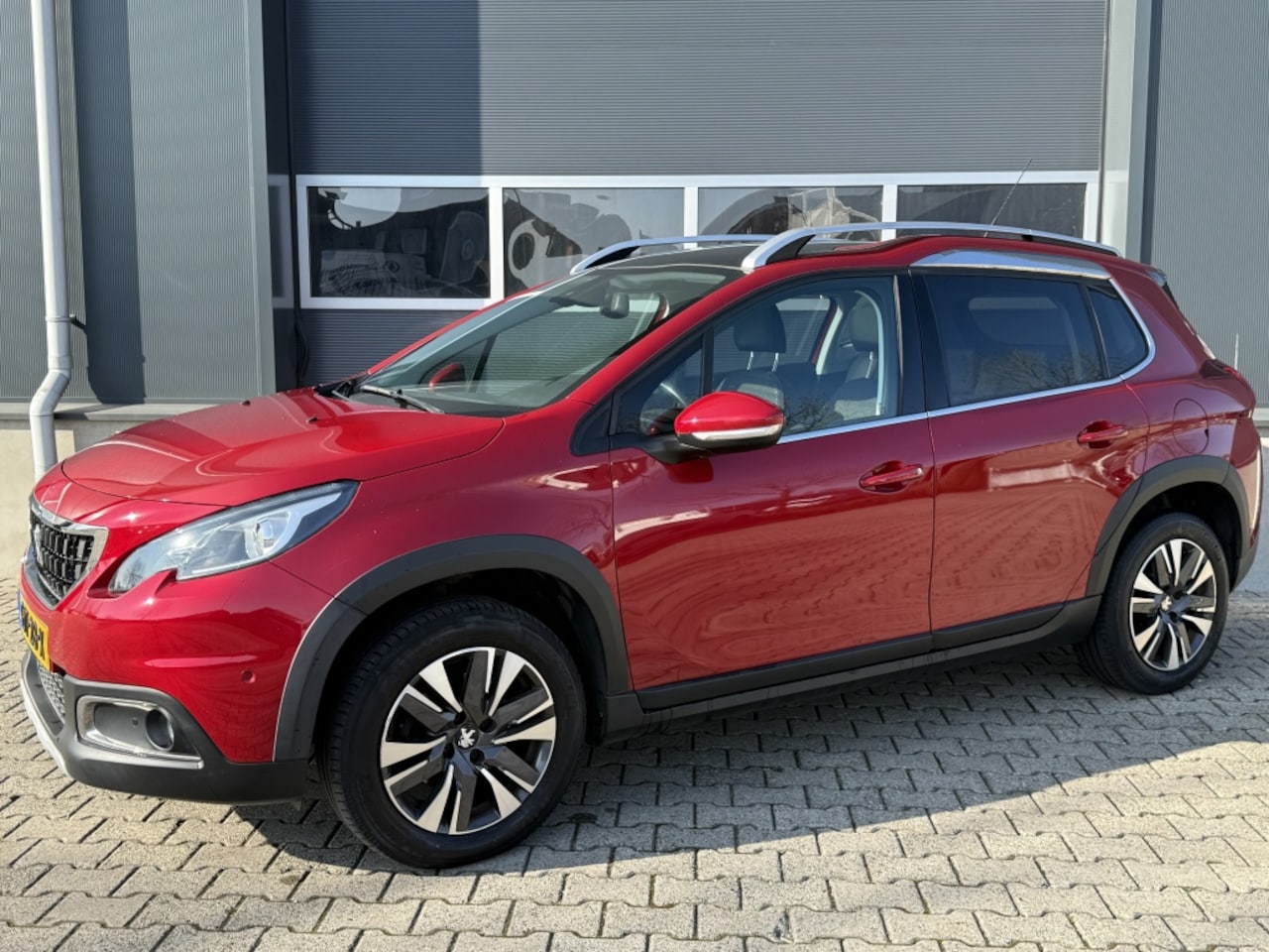 Peugeot 2008 - 1.2 PureTech GT-Line 1.2 PureTech GT-Line - AutoWereld.nl