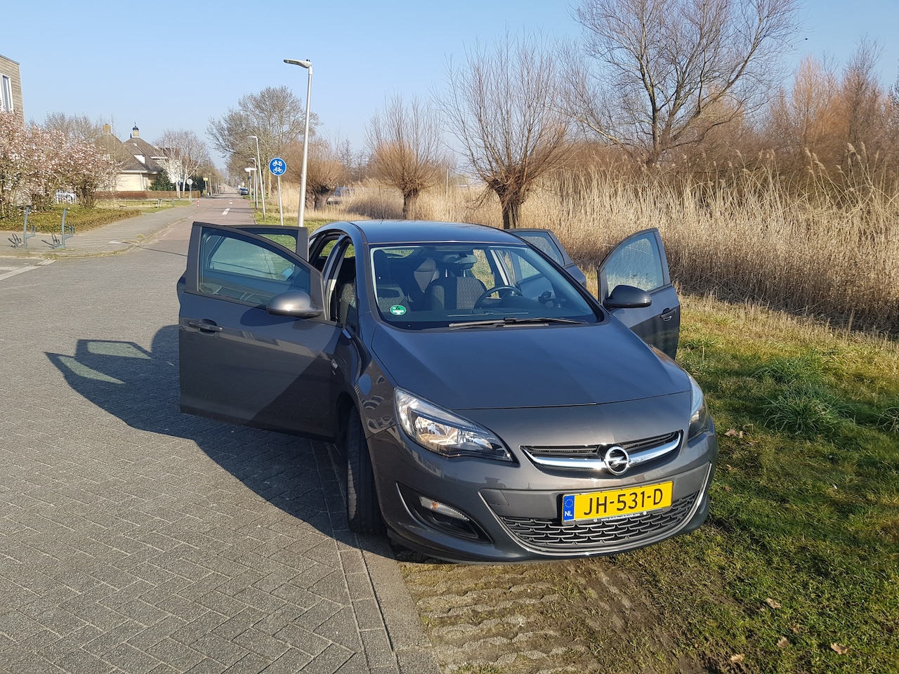 Opel Astra - 1.4 Berlin Opel Astra 1.4 Ecoflex 5 deurs  Zeer nette en zuinige Opel Astra Ecoflex. Deze Opel is zee - AutoWereld.nl