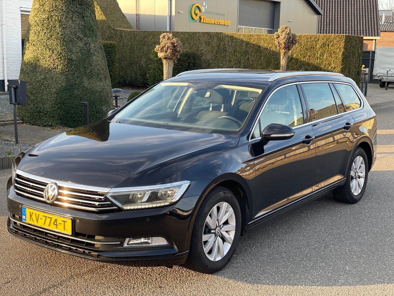 Volkswagen Passat Variant - 1.6 TDI Connected Series 2016 Navi/Clima/Lmv - AutoWereld.nl