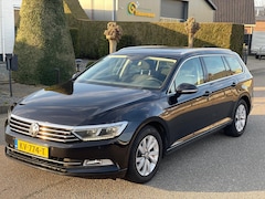 Volkswagen Passat Variant - 1.6 TDI Connected Series 2016 Navi/Clima/Lmv