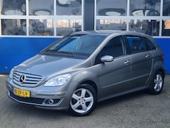 Mercedes-Benz B-klasse - 200 / Automaat / Trekhaak / Cruise control / ECC / All season banden