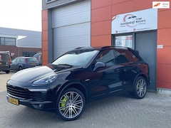 Porsche Cayenne - 3.0 S E-Hybrid PANO LEER MEMORY CAMERA NAVI