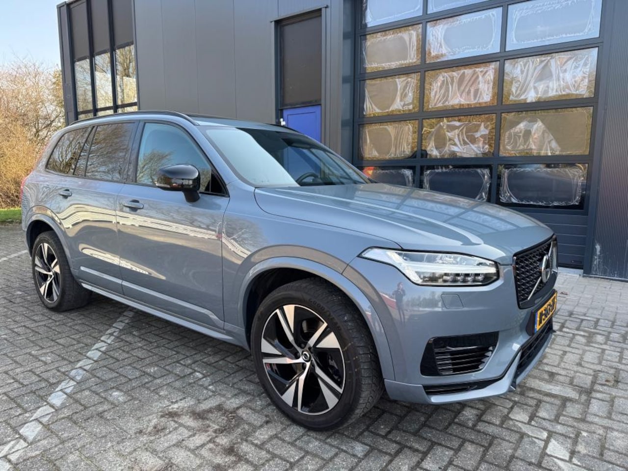 Volvo XC90 - T8 AWD R-Design Long Range / Luchtvering/Bowers/Massage - AutoWereld.nl