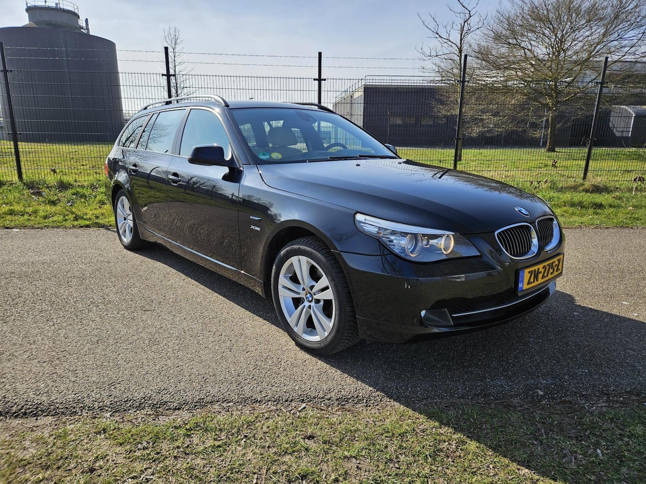 BMW 5-serie Touring - 530xi Verwarmd stuur, achterbank, Head-Up - AutoWereld.nl