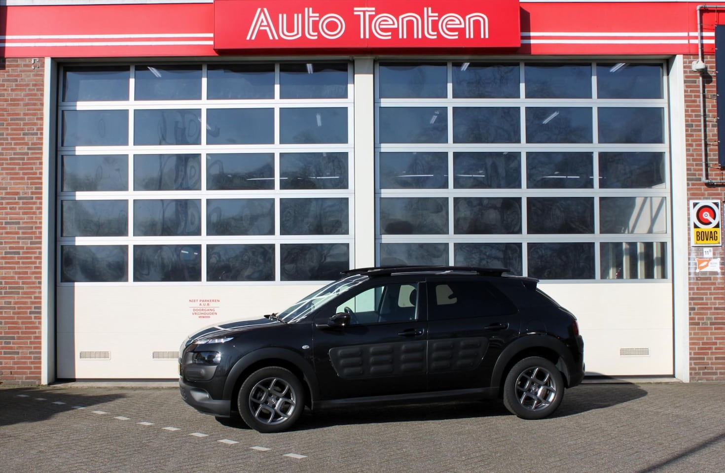 Citroën C4 Cactus - e-THP 110pk Business - AutoWereld.nl