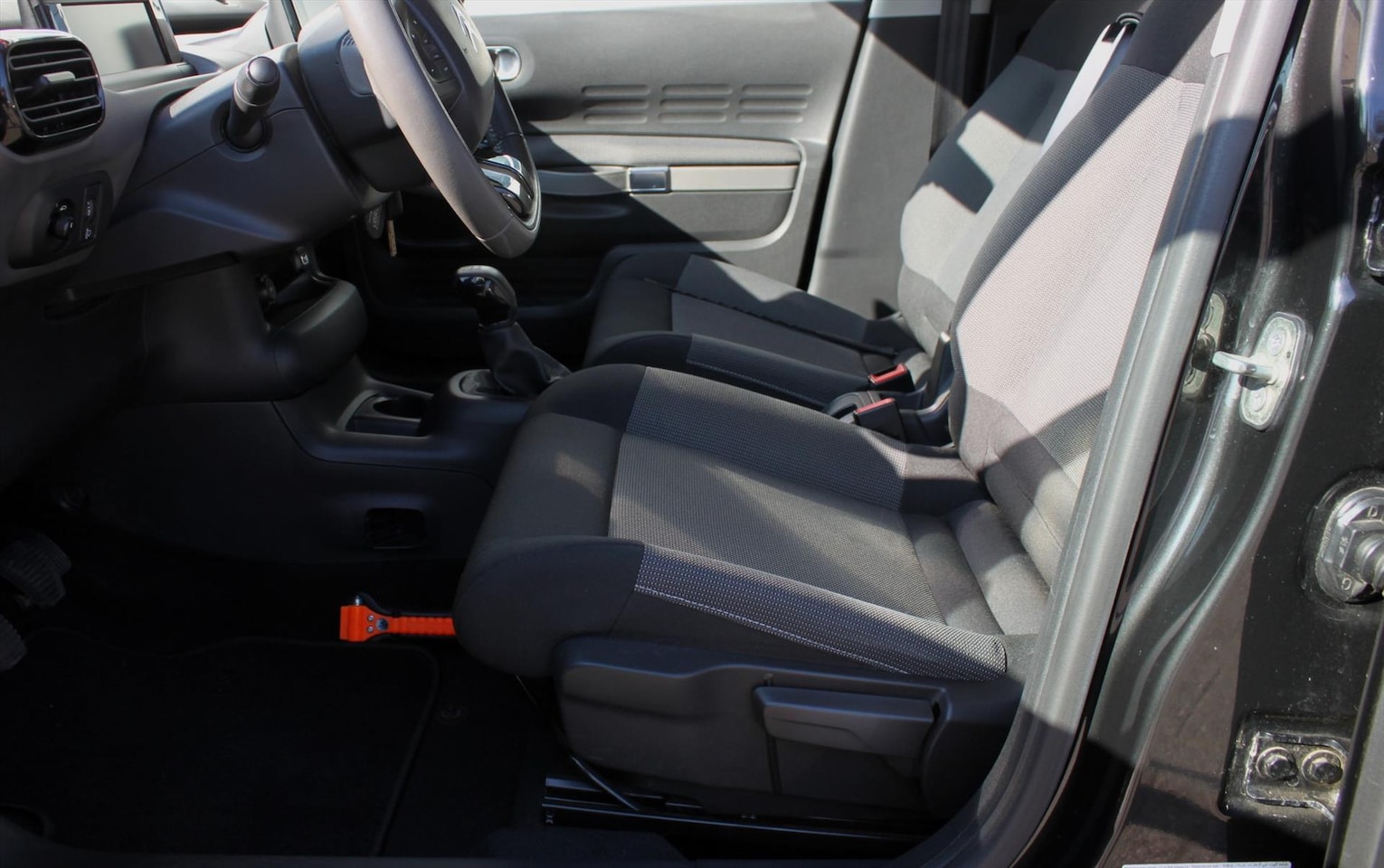 Citroën C4 Cactus - e-THP 110pk Business