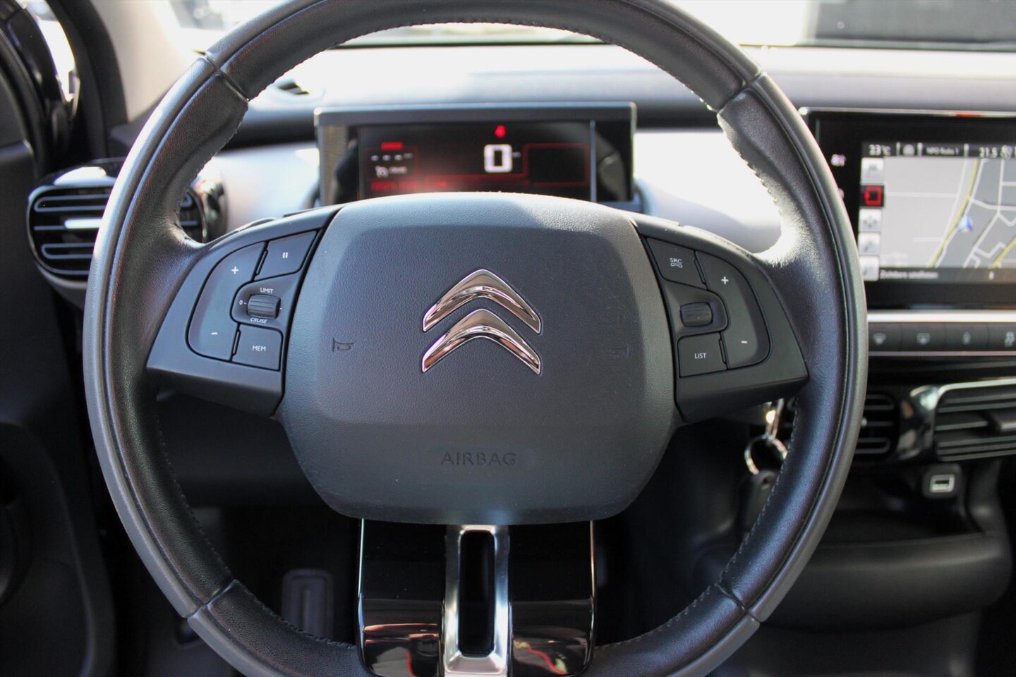 Citroën C4 Cactus - e-THP 110pk Business