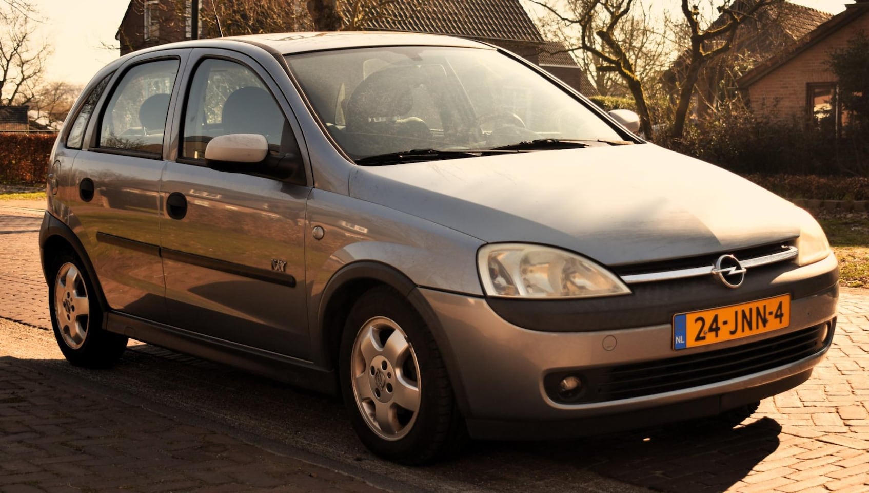 Opel Corsa - 1.2-16V Elegance 5 DEURS MET ELEC. RAMEN, CENTRALE VERGENDELING EN MEER! - AutoWereld.nl