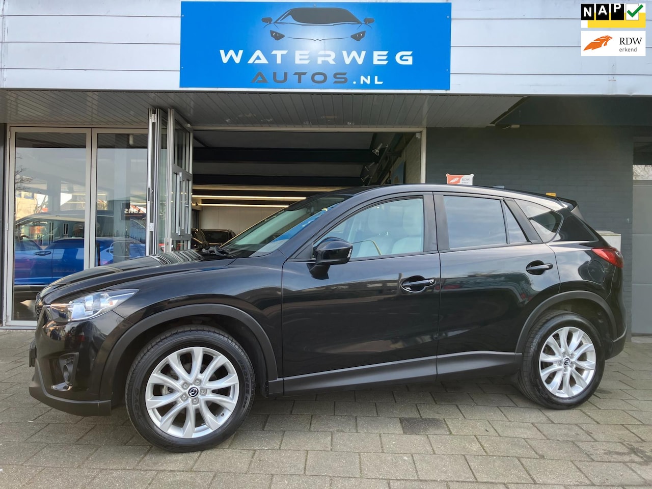 Mazda CX-5 - CX-5 2.5 SkyActiv- 4WD/LEER/OPENDAK/CAMERA - AutoWereld.nl