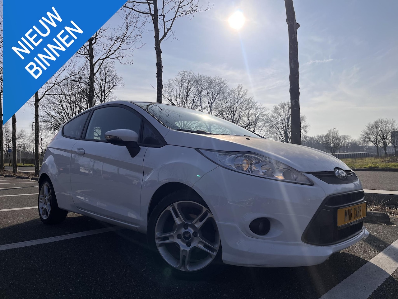 Ford Fiesta - 1.4 ST LINE-97 PK WHITE EDITION - AutoWereld.nl