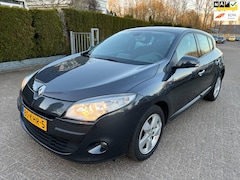 Renault Mégane - 1.4 TCe 5-DRS Dynamique ECC NAVI LMV PDC KEYLESS NAP