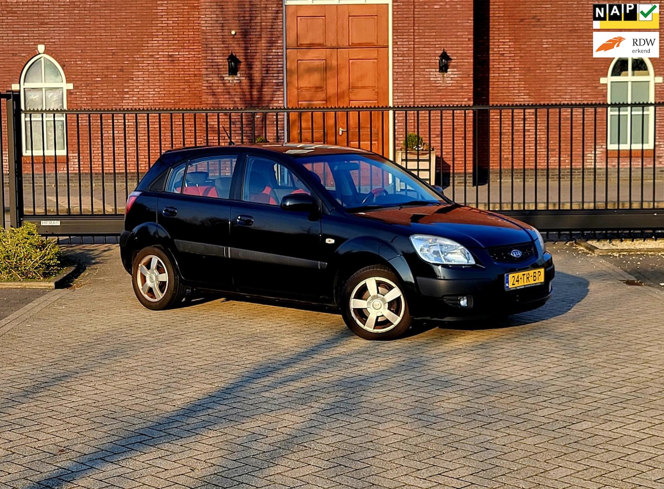 Kia Rio - 1.6 CVVT X-treme / Airco / 5 Deurs / Nap - AutoWereld.nl