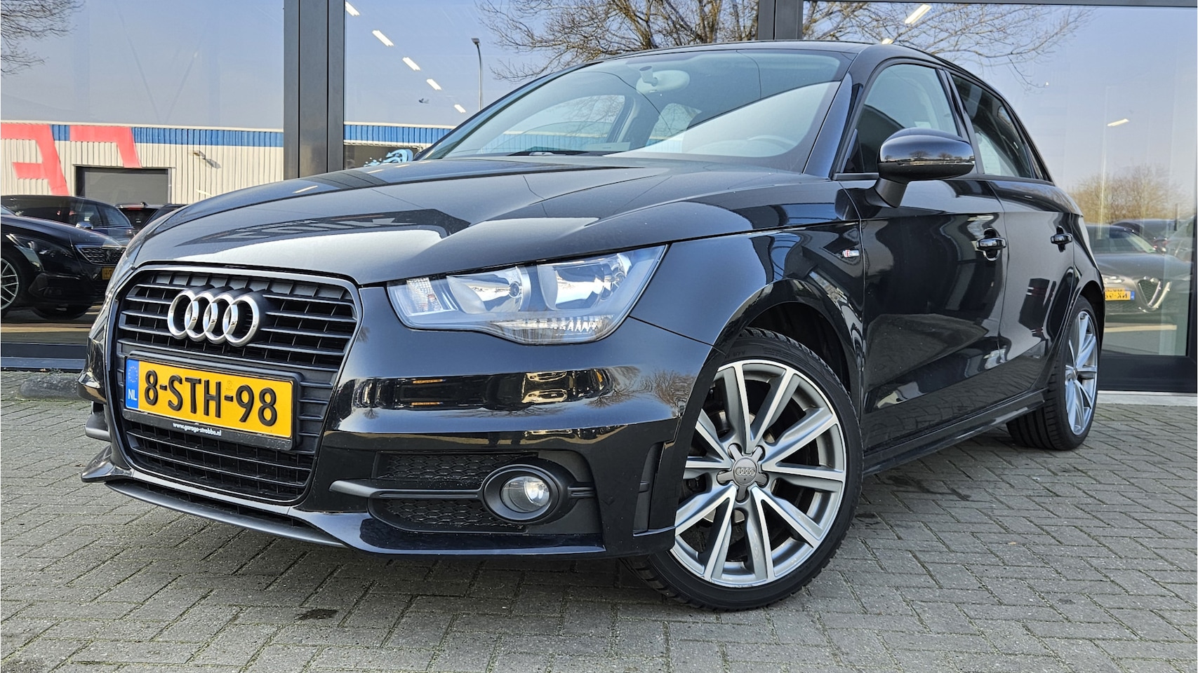 Audi A1 Sportback - 1.2 TFSI Admired + S-LINE + NAVIGATIE + CRUISE - AutoWereld.nl