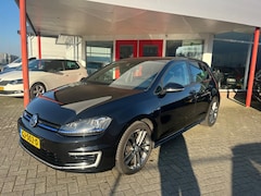 Volkswagen Golf - 1.4 TSI GTE Onderhoudshistorie LED PDC Navi Trekhaak