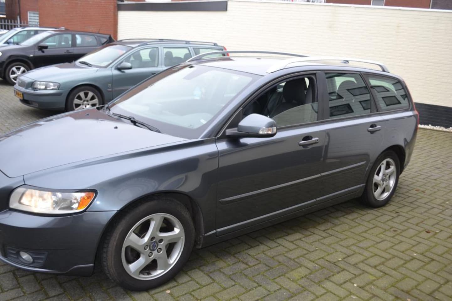 Volvo V50 - 2.0 D3 R-Design Pro Edition Automatic/Navi/Leder - AutoWereld.nl