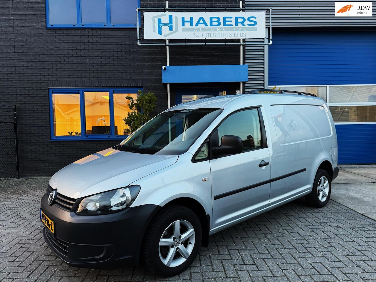 Volkswagen Caddy Maxi - 1.6 TDI 102PK|L2H1|DSG Automaat|Radio|Bluetooth|Cruise Control|Trekhaak|StoelVW|Airco|Schu - AutoWereld.nl