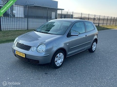 Volkswagen Polo - 1.4-16V Athene LAGE KM AIRCO CRUISE