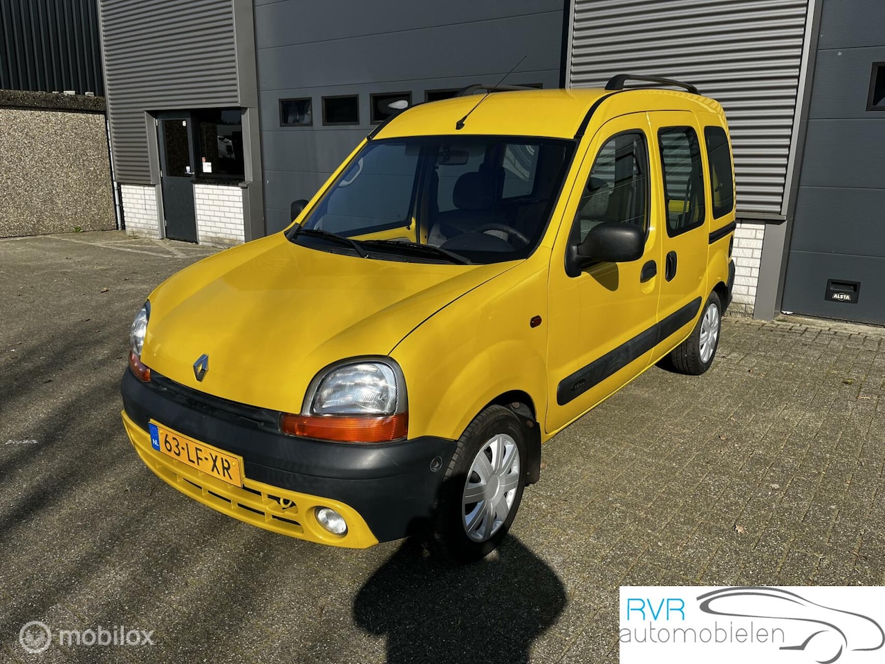 Renault Kangoo - combi 1.6-16V AIRCO / 2X SCHUIFDEUR - AutoWereld.nl