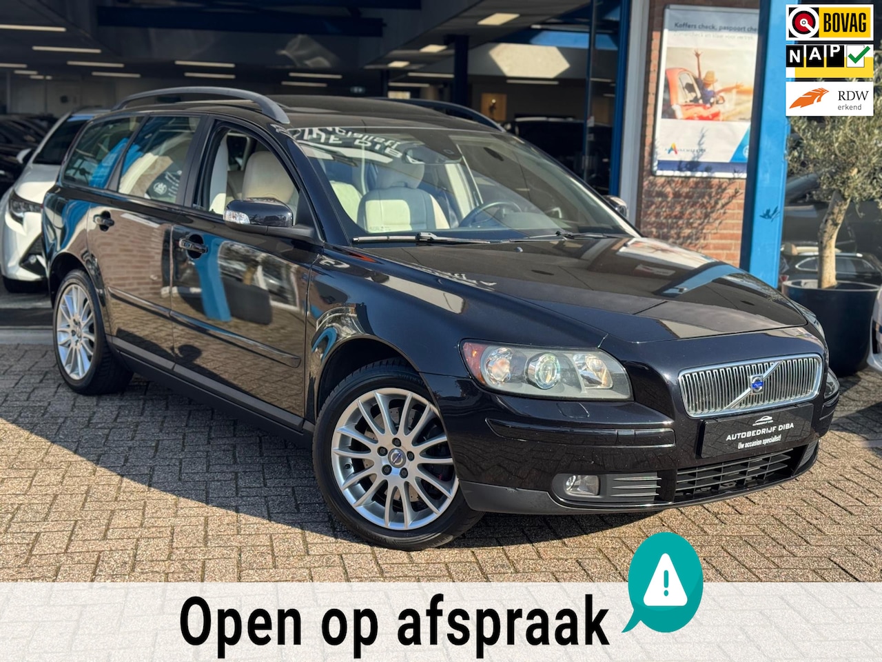 Volvo V50 - 2.5 T5 AWD Momentum 2007 AUT CLIMA Youngtimer NAP! - AutoWereld.nl