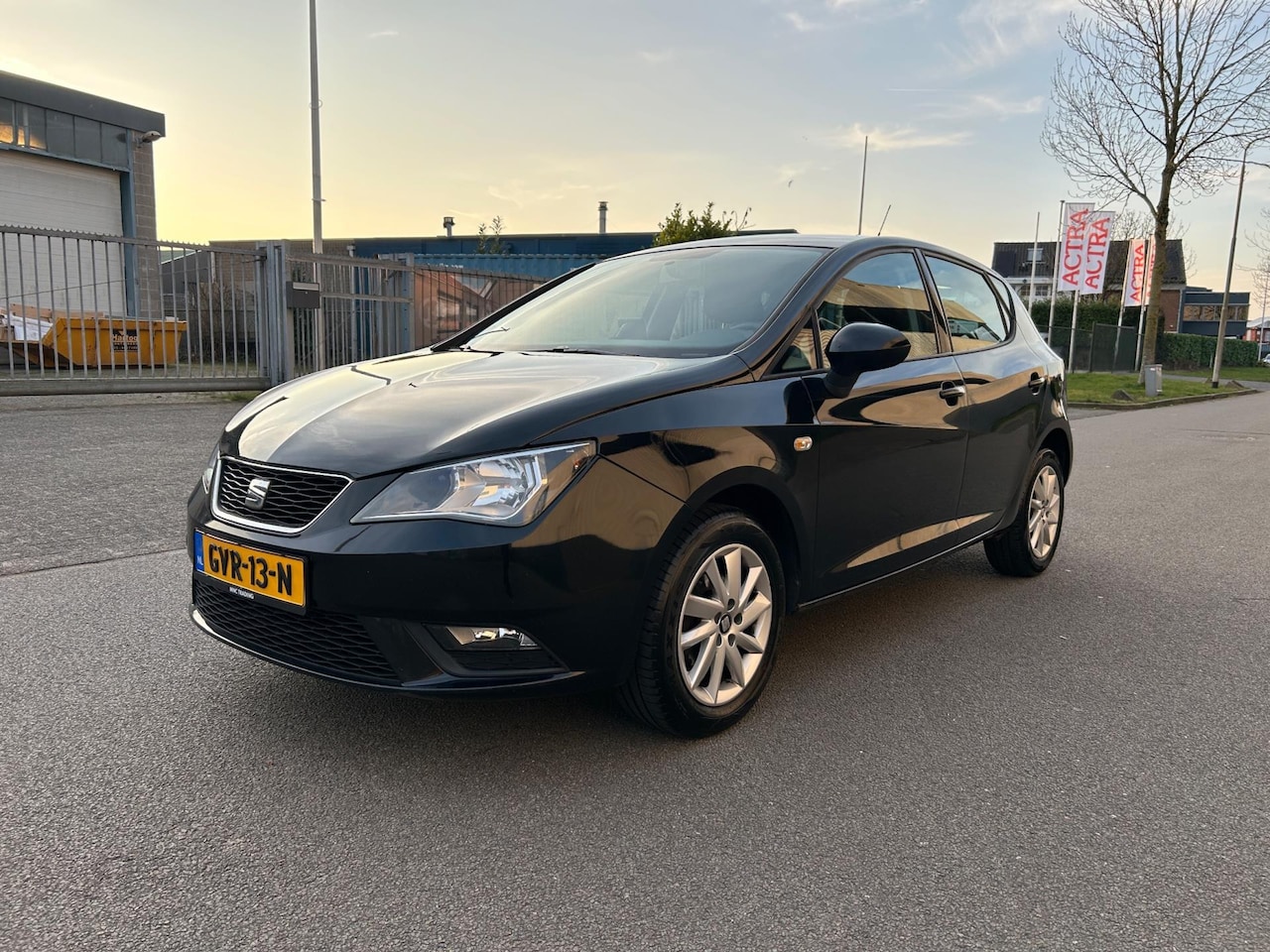 Seat Ibiza - 1.2 Reference Navi/Bluetooth/Climate Control - AutoWereld.nl