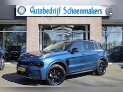 Lynk & Co 01 - 1.5 261PK BLACKLINE 01 1.5 261PK 360-CAMERA PANO/SCHUIF INFINITY DAB NAVI CARPLAY STOELVER