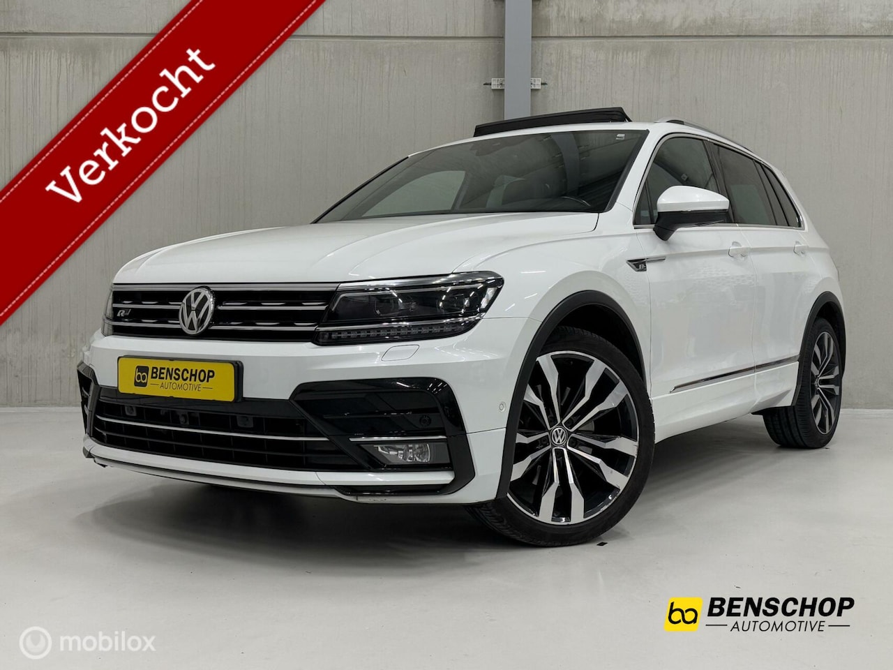 Volkswagen Tiguan - 2.0 TSI 4 Motion R-line Navi Carplay 20 inch ACC LED - AutoWereld.nl