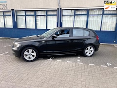 BMW 1-serie - 116i Executive ((( loopt niet goed )))