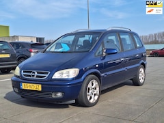 Opel Zafira - €2250, 2.2-16V Airco Automaat Trekhaak Leer Apk