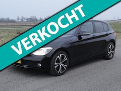 BMW 1-serie - 116d High Executive Met NAVIG I ECC I STOEL VERW