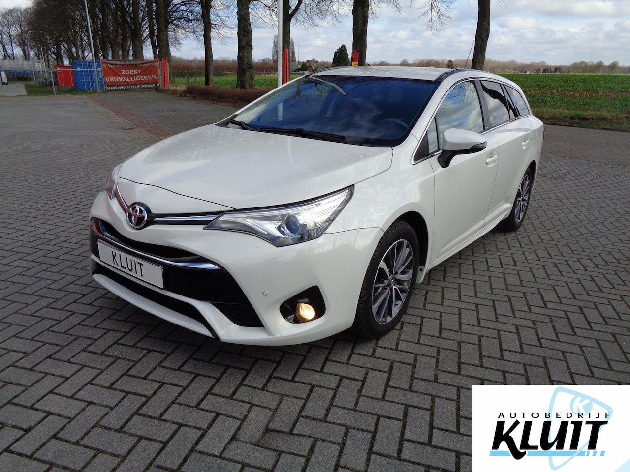 Toyota Avensis Touring Sports - 1.8 VVT-i Edition-S - AutoWereld.nl