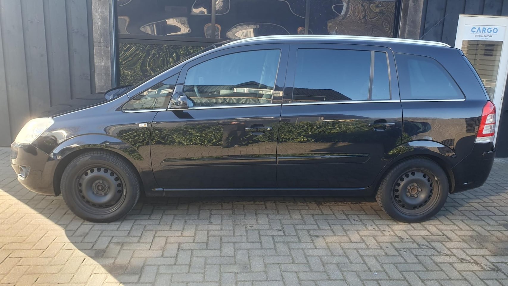 Opel Zafira - 1.8 Cosmo