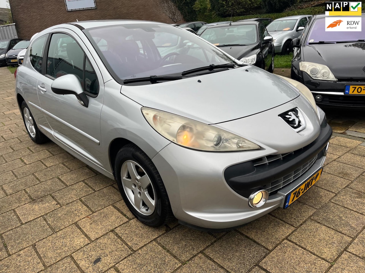 Peugeot 207 - 1.4-16V XS 1.4-16V XS - AutoWereld.nl