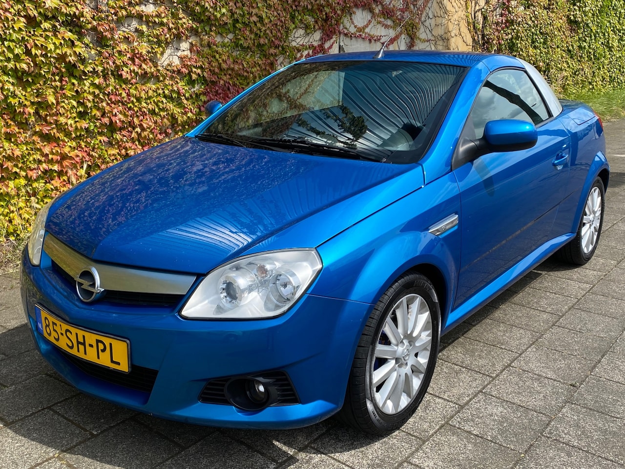 Opel Tigra TwinTop - 1.8-16V Sport 1.8-16V Sport - AutoWereld.nl