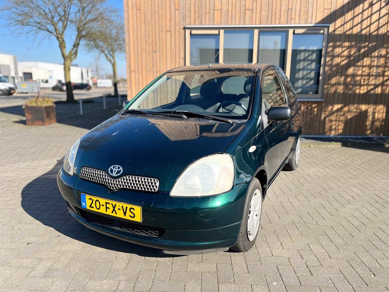 Toyota Yaris - 1.3 VVT/APK26/STUURBEKRACHTIGING/NETTE AUTO - AutoWereld.nl