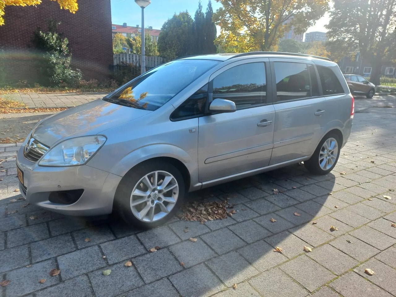 Opel Zafira - 2.2 AUTOMAAT Temptation 7pers Airco - AutoWereld.nl