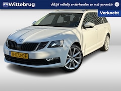 Skoda Octavia Combi - 1.0 TSI Greentech Business Edition / Navigatie / Climate controle/ Parkeersensoren achter/