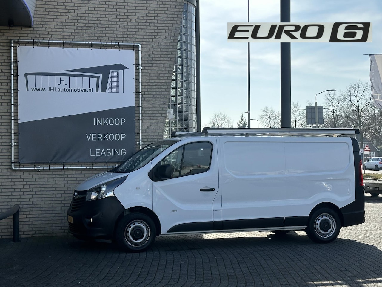 Opel Vivaro - 1.6 CDTI L2H1*A/C*NAVI*CRUISE*IMPERIAAL*HAAK* - AutoWereld.nl