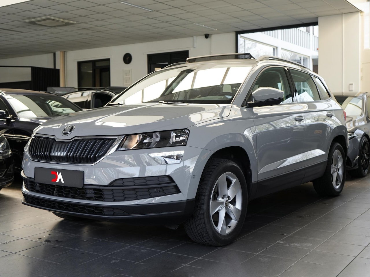 Skoda Karoq - 1.5 TSI ACT Style | PANO | ACC | CAMERA | STOELVERW. - AutoWereld.nl