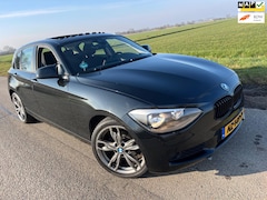 BMW 1-serie - 116i / full options M pakket (motorlampje )